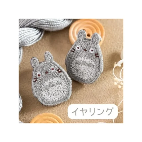 Best Bijou Boucle d’oreilles à Clips Broderie Totoro gris - Mon Voisin Tot Bijoux