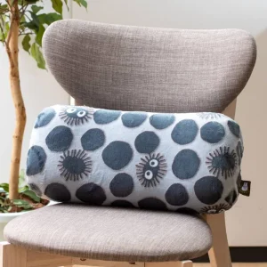 Fashion Coussin brique moiré Noiraude silhouette   - Mon Voisin Totoro Mobilier