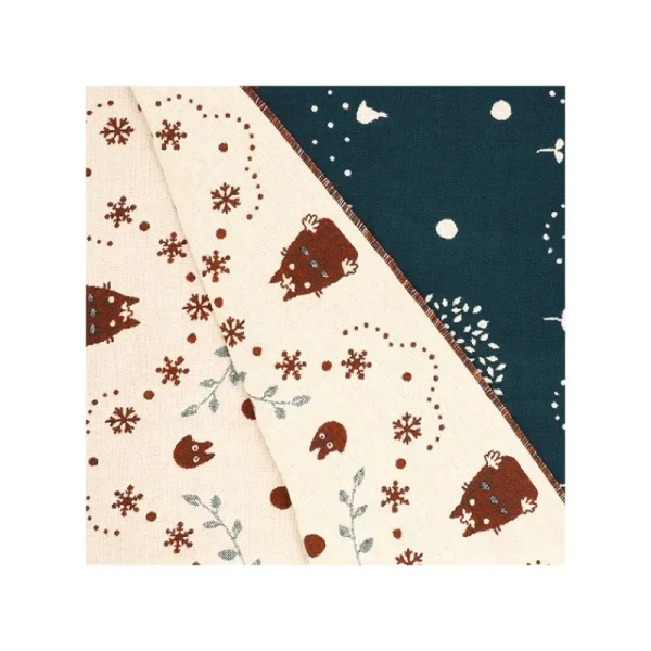 Shop Etole Avec Boutons Totoro Dans La Neige - Mon Voisin Totoro Textile