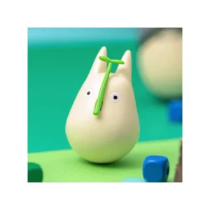 Best Sale Figurine Culbuto Totoro Blanc avec feuille - Mon Voisin Totoro Jouets