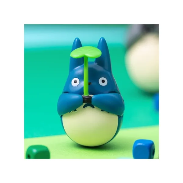Hot Figurine Culbuto Totoro Bleu avec feuille - Mon Voisin Totoro Jouets