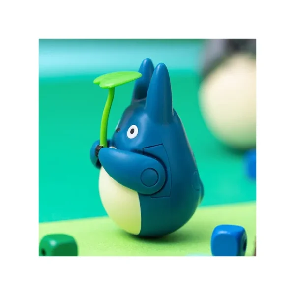 Hot Figurine Culbuto Totoro Bleu avec feuille - Mon Voisin Totoro Jouets