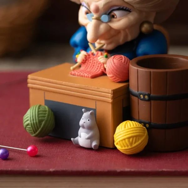 Best Sale Figurine pot à crayon Yubaba tricote - Le Voyage de Chihiro Boites À Bijoux