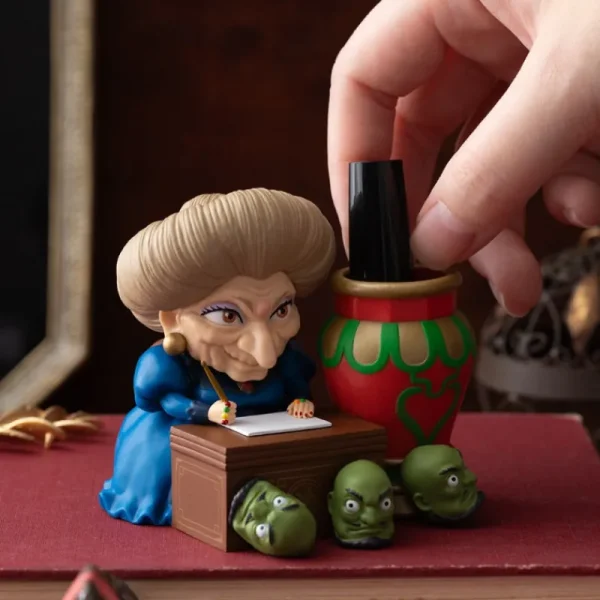 Online Figurine pot à crayon Yubaba - Le Voyage de Chihiro Boites À Bijoux