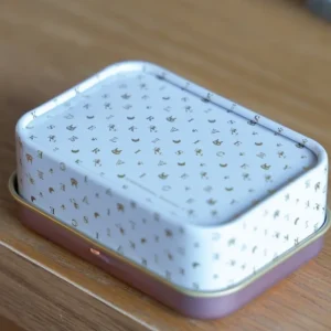 Shop Petite boîte métal Jiji & Lily - Kiki la petite sorcière Accessoires