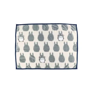 Shop Plaid Silhouette Totoro Gris 70x100 cm - Mon Voisin Totoro Linge De Maison