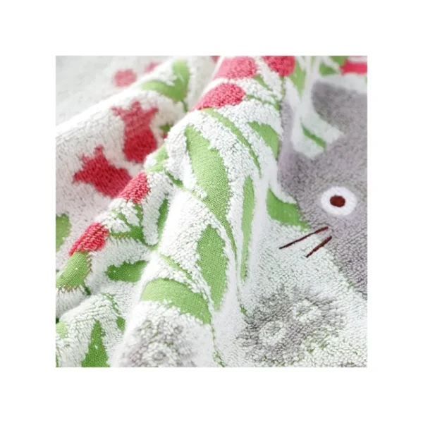 Clearance Serviette Totoro Fleurs Sauvages 34x80 cm - Mon Voisin Totoro Linge De Maison