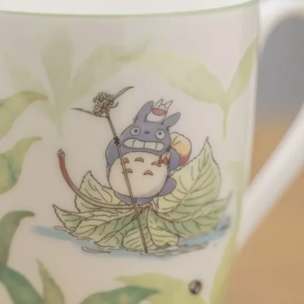 Cheap Tasse Totoro sur une feuille - Mon Voisin Totoro Cuisine Et Table