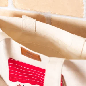 Best Sale Tote bag Jiji Au milieu des fleurs - Kiki la petite sorcière Sacs