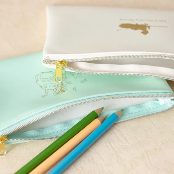 Online Trousse argentée Kiki vole - Kiki la petite sorcière Classement